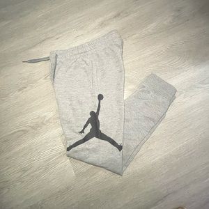 Youth Jordans Grey Sweatpants joggers with jordans logo